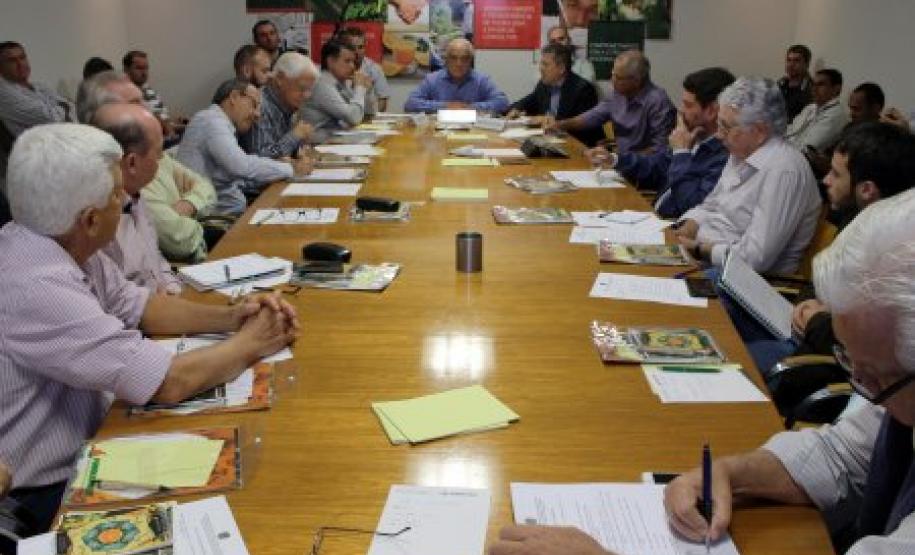 Citricultura: Adapar participa de reunião da Câmara Setorial de Citricultura em São Paulo.