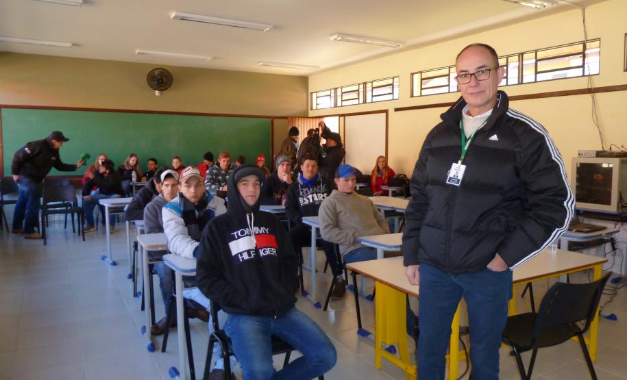 Adapar participa da SEAGRIL em Francisco Beltrão