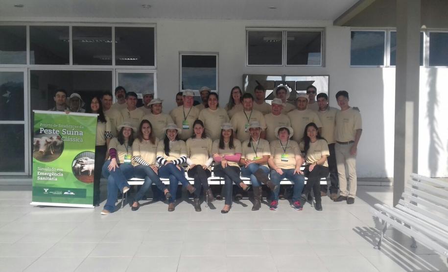 Sanidade dos Suínos: Servidores da Adapar Auxiliam na Capacitação em Emergências