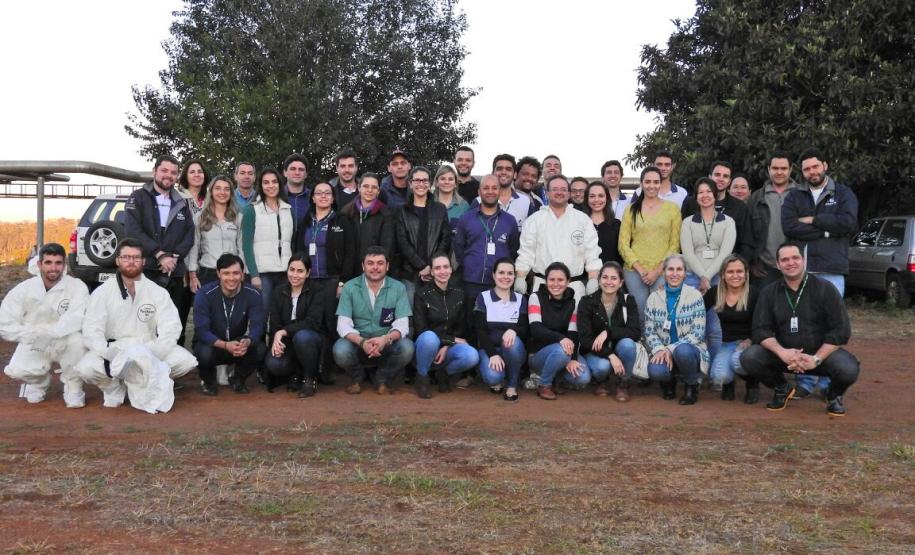 Adapar Realiza Treinamento em Biossegurança e Emergência Avícola