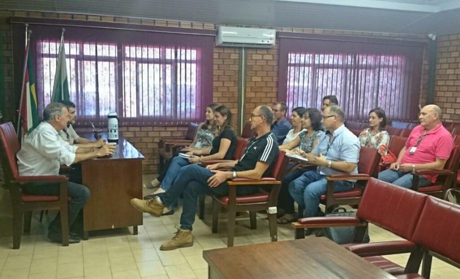 ADAPAR participa de evento técnico sobre a cultura da maçã em Palmas/PR