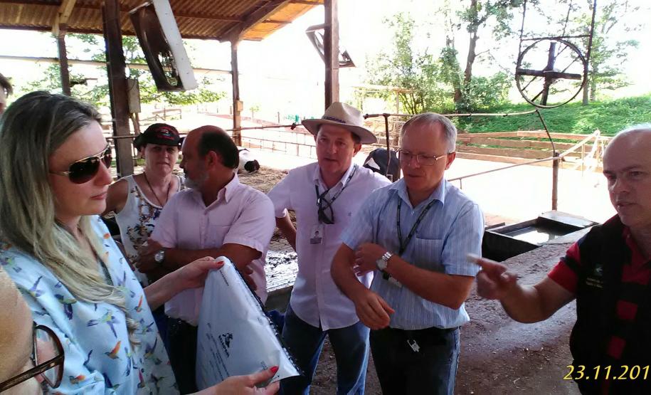 Adapar Conclui Mais uma Etapa da Capacitação em “Vigilância e Fiscalização da Alimentação de Ruminantes” Adapar Conclui Mais uma Etapa da Capacitação em “Vigilância e Fiscalização da Alimentação de Ruminantes”