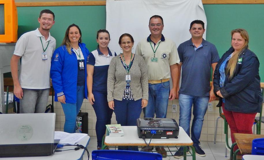 Adapar Orienta sobre o Serviço de Inspeção de Produtos de Origem Animal em Irati