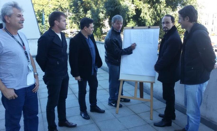 Servidores da Adapar se Capacitam na Área de Gestão Gestão de processos - curso