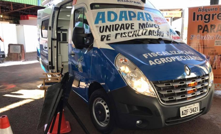 Adapar recebe Unidade Móvel de Fiscalização de Trânsito em Cascavel