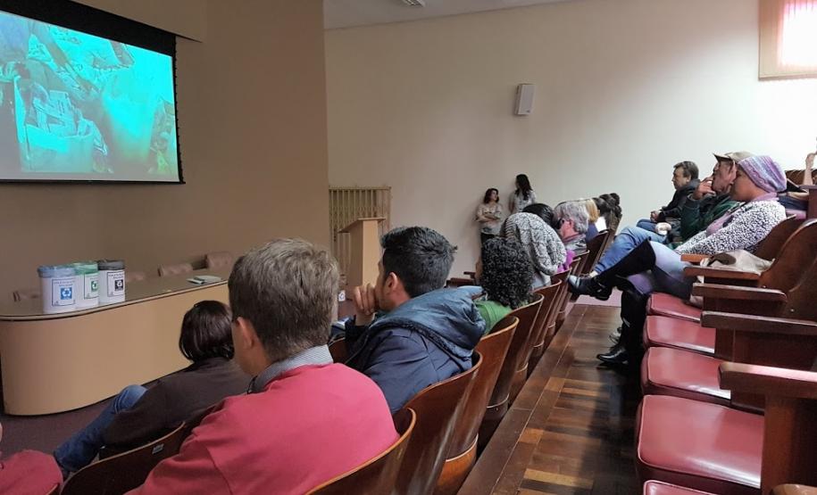 Adapar e Seab implantam coleta seletiva do lixo