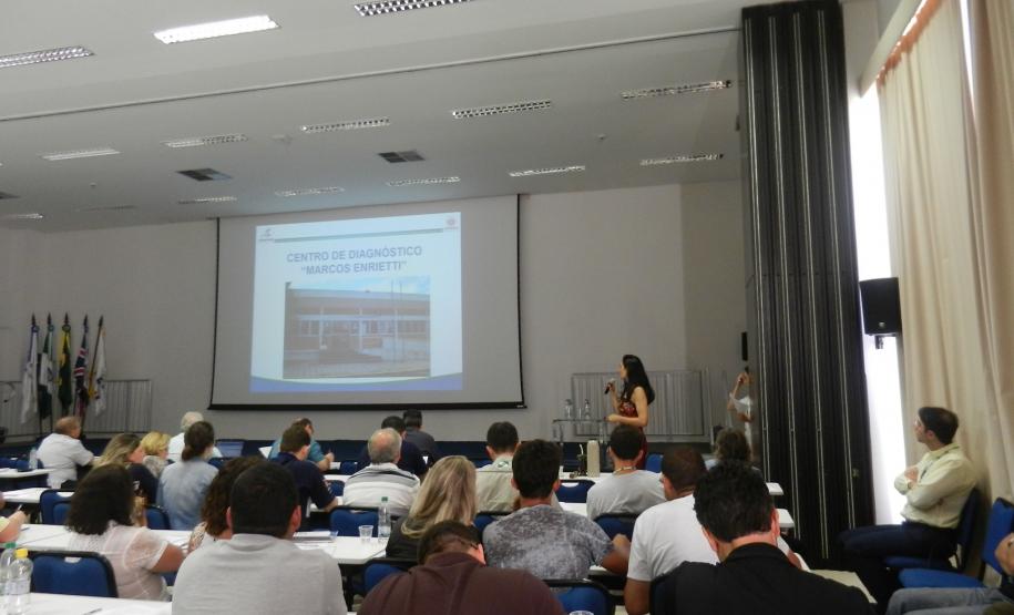 Engenheiros agrônomos participam de treinamento de atualização e harmonização de procedimentos.