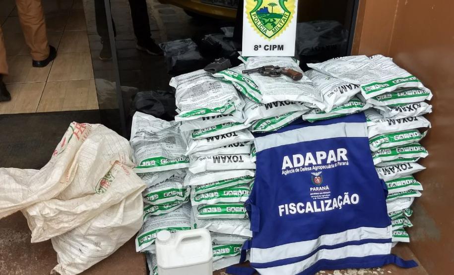 Em Rio Azul PR, agrotóxicos contrabandeados foram  apreendidos por policiais do Serviço Reservado 8º CIA e autuações administrativas foram lavradas por ficais da  Adapar.