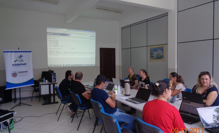 Adapar Promove Treinamento para Emissão de Permissão de Trânsito Vegetal eletrônica no Litoral.