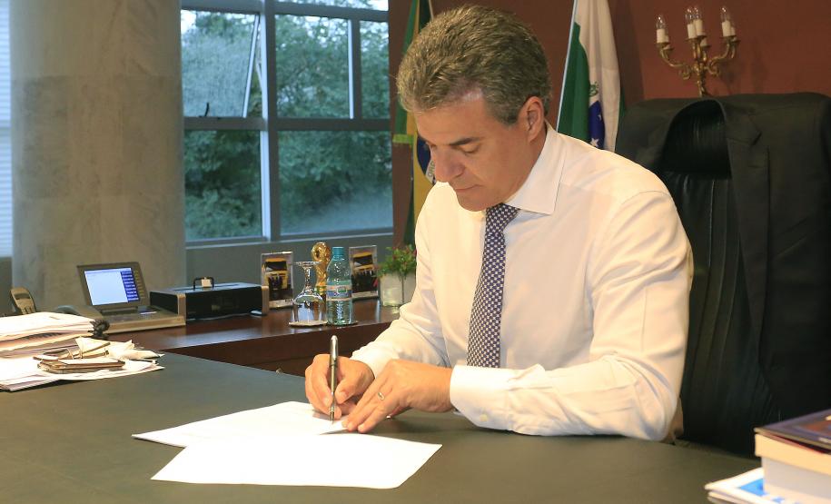 Governador nomeia mais 20 profissionais para a Adapar