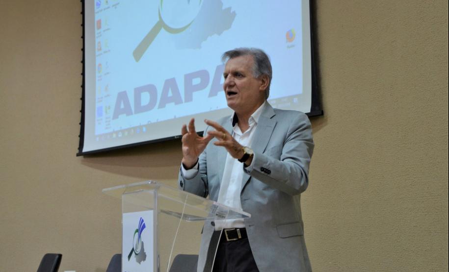 Adapar e Polícia Rodoviária vão padronizar trânsito agropecuário