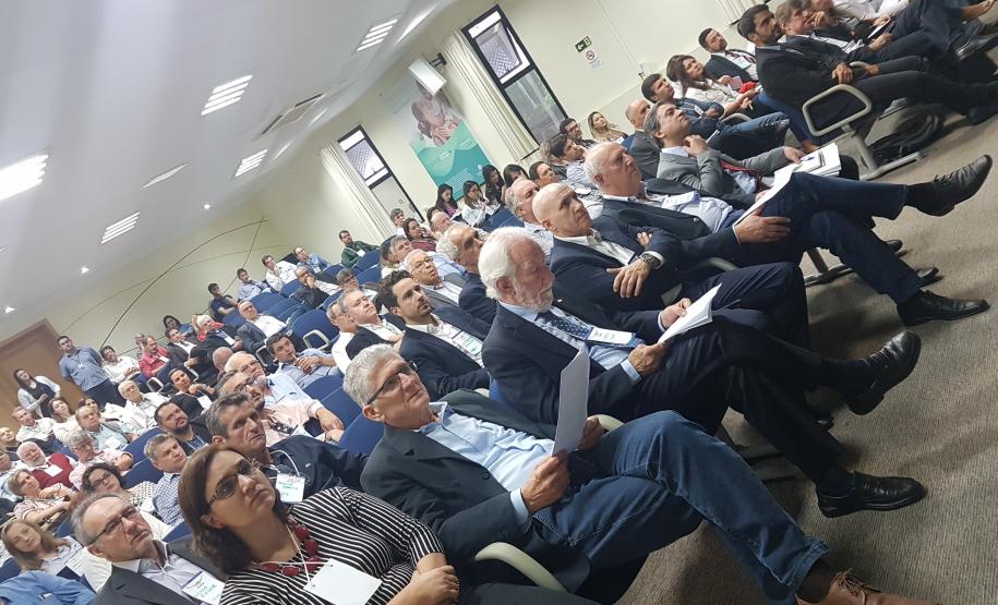 Paraná fará a última campanha de vacinação contra aftosa em maio de 2019 Paraná fará a última campanha de vacinação contra aftosa em maio de 2019