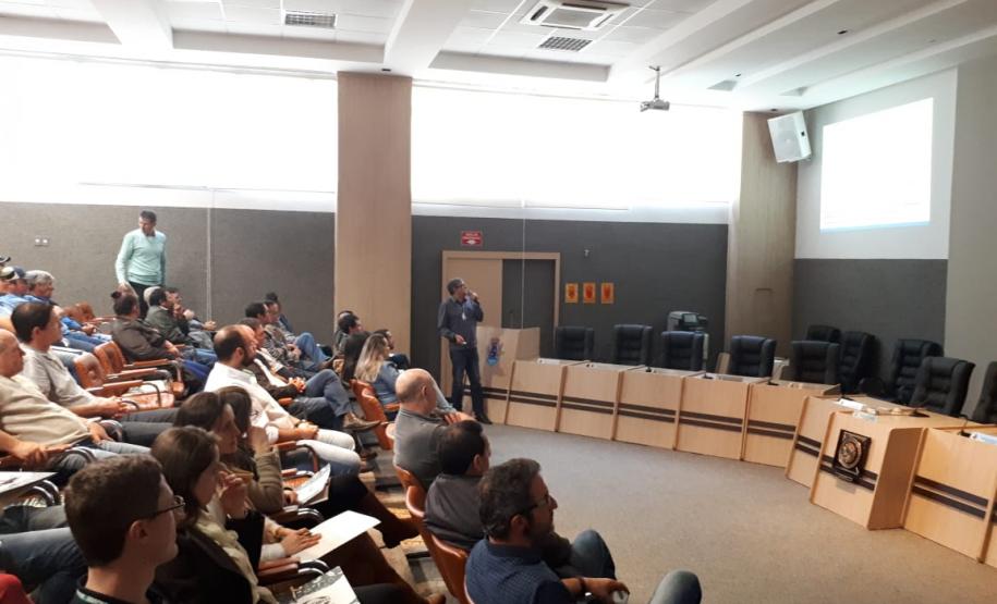 Evento sobre sanidade das abelhas é realizado em Prudentópolis