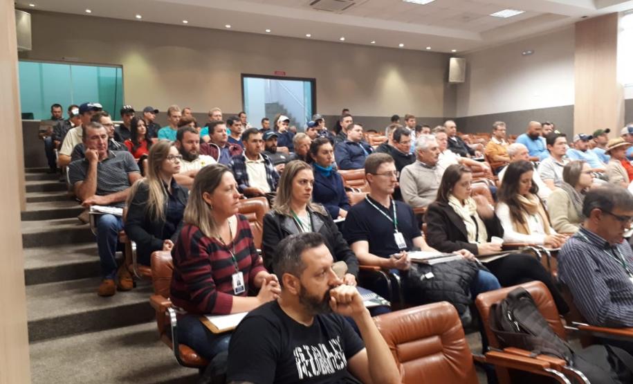 Evento sobre sanidade das abelhas é realizado em Prudentópolis