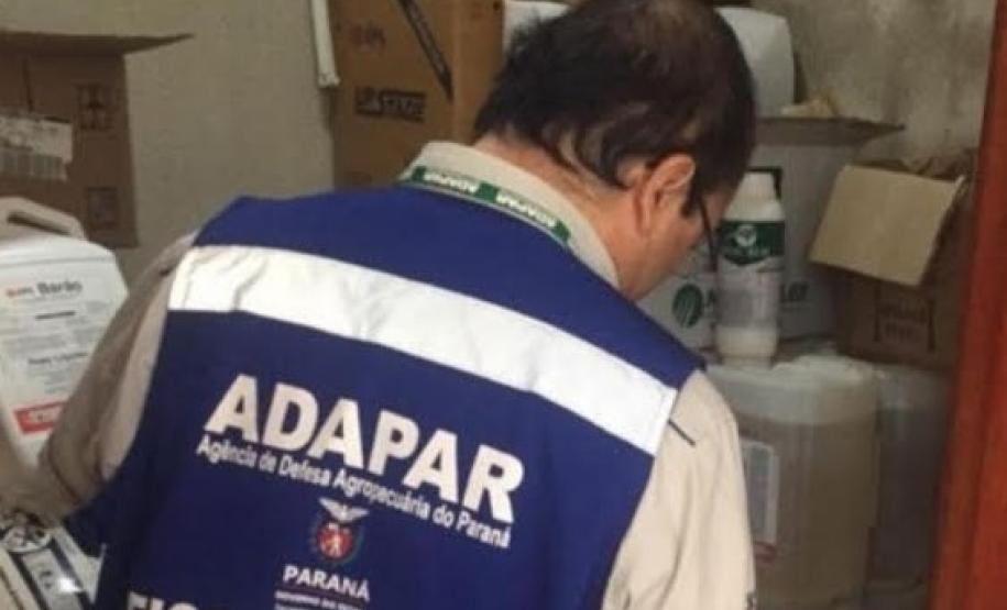 Adapar realiza apreensão de agrotóxicos irregulares em Paranavaí Adapar realiza apreensão de agrotóxicos irregulares em Paranavaí