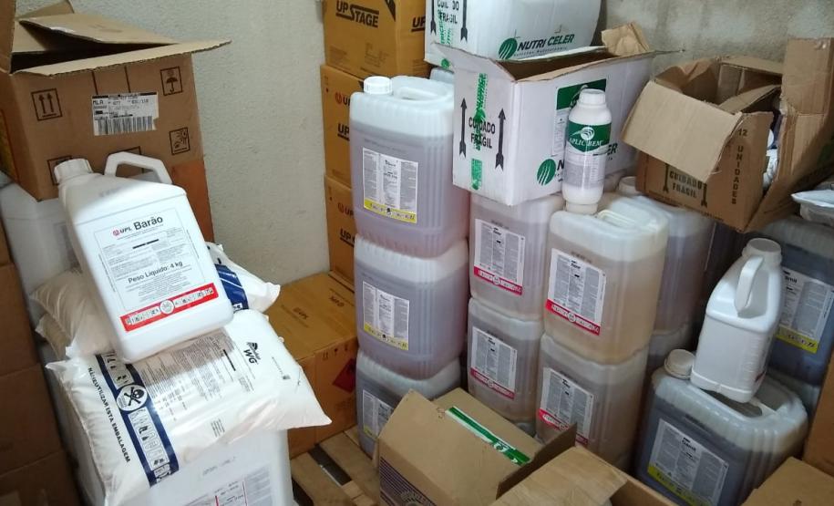 Adapar realiza apreensão de agrotóxicos irregulares em Paranavaí Adapar realiza apreensão de agrotóxicos irregulares em Paranavaí