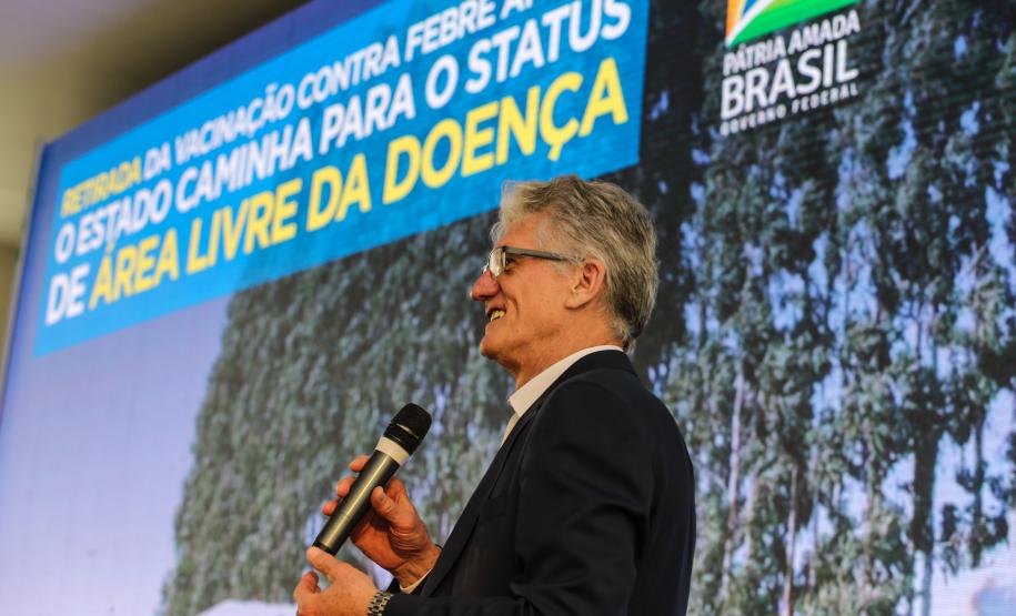 O governador Carlos Massa Ratinho Junior e a ministra da Agricultura, Pecuária e Abastecimento, Tereza Cristina, anunciam nesta terça-feira (15),  no Palácio Iguaçu, em Curitiba, a suspensão das campanhas de vacinação contra febre aftosa em rebanhos bovinos e de bufalinos no Paraná.  Curitiba, 14/10/2019 - Foto: Geraldo Bubniak/AEN