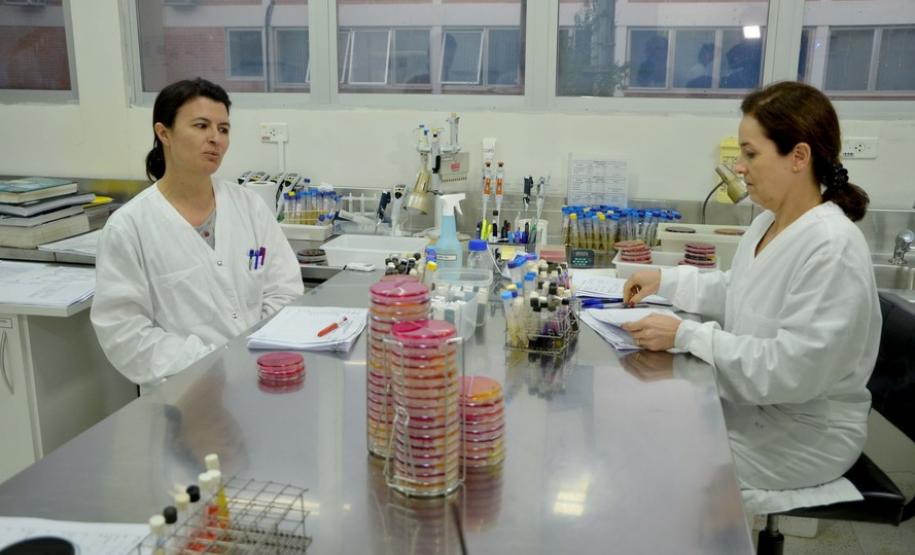 Adapar realiza cerca de 100 mil exames sanitários por ano