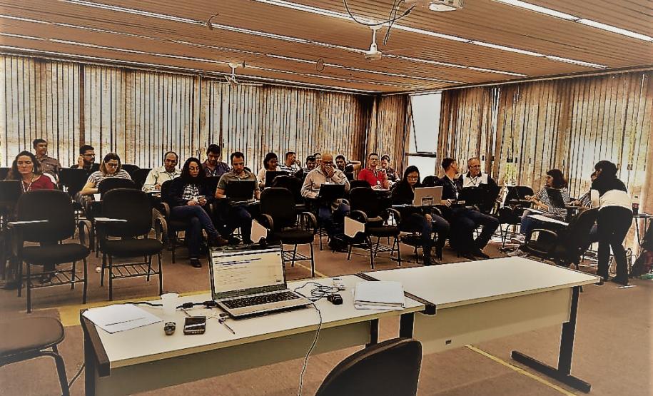 Sisbravet: Adapar realiza treinamento para uso do sistema Sisbravet: Adapar realiza treinamento para uso do sistema