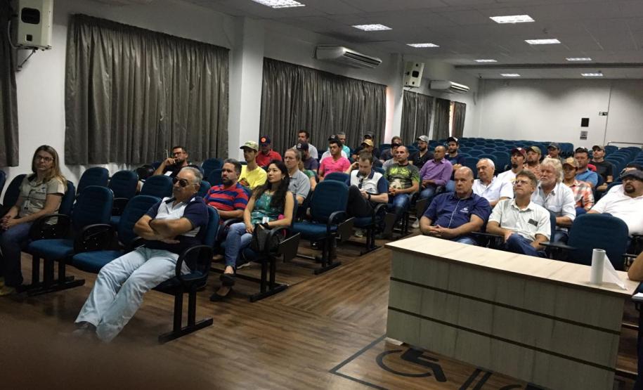 Adapar realiza Treinamento para Controlador de Javali sobre vigilância em PSC Adapar realiza Treinamento para Controlador de Javali sobre vigilância em PSC