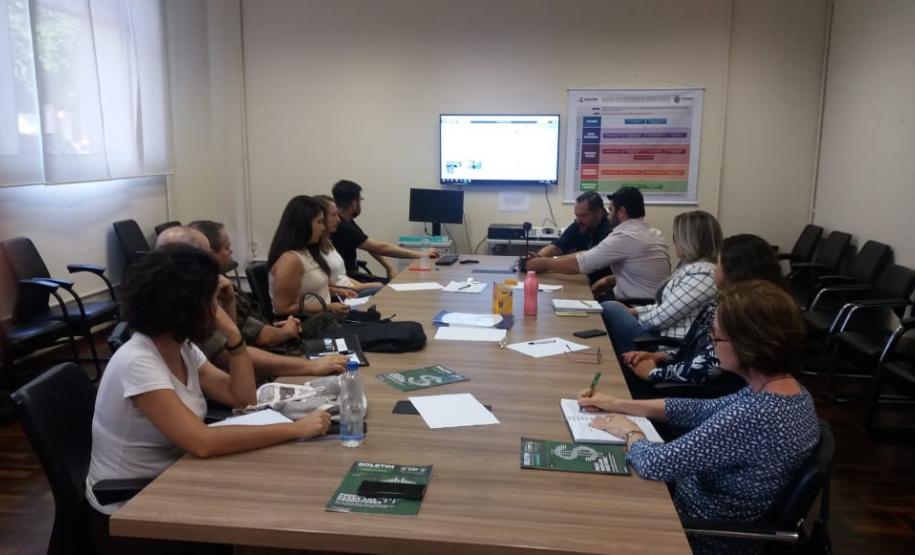 Adapar realiza Treinamento para Controlador de Javali sobre vigilância em PSC Adapar realiza Treinamento para Controlador de Javali sobre vigilância em PSC