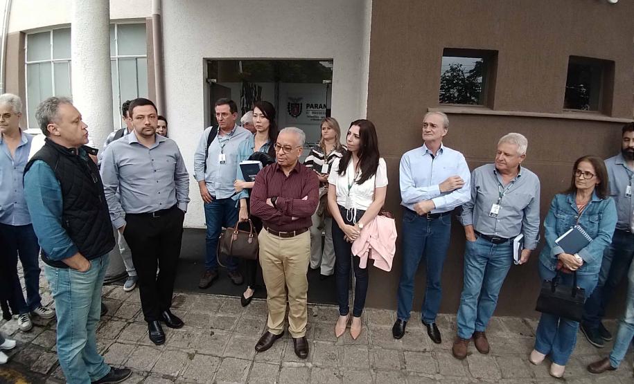 Adapar recebe 20 veículos para uso em trabalho de defesa animal Adapar recebe 20 veículos para uso em trabalho de defesa animal