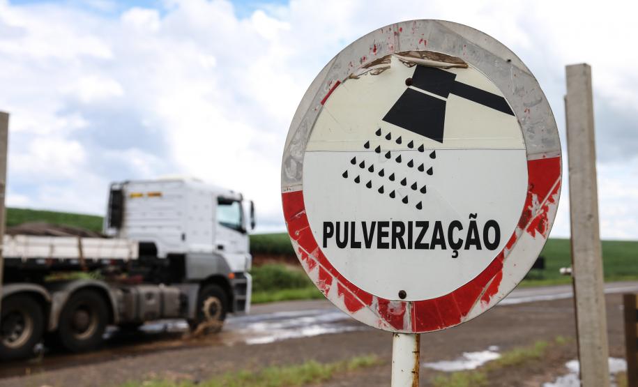 Paraná reforça fiscalização na fronteira com Argentina Paraná reforça fiscalização na fronteira com Argentina