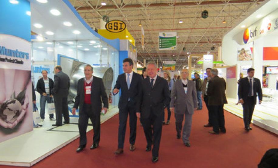 Ações da Adapar e subsídio à energia ampliam competitividade do setor agrícola