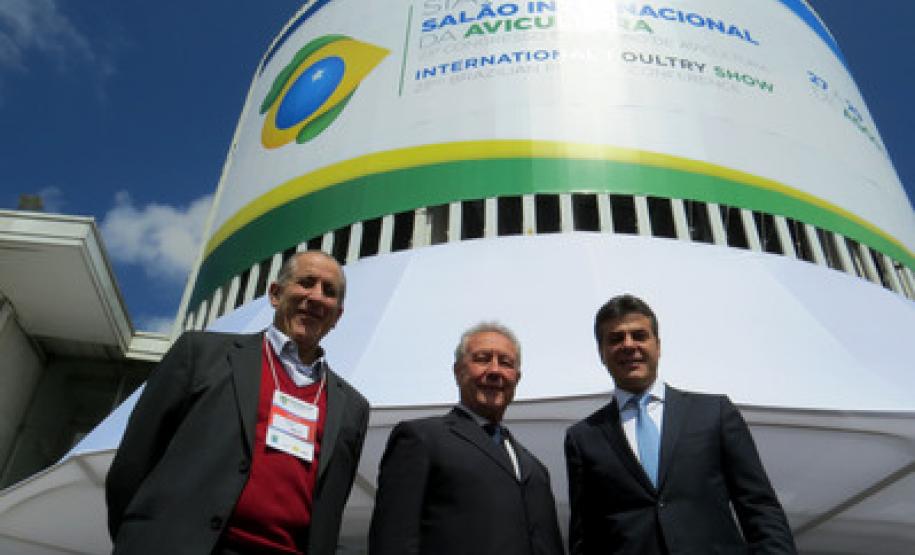 Ações da Adapar e subsídio à energia ampliam competitividade do setor agrícola