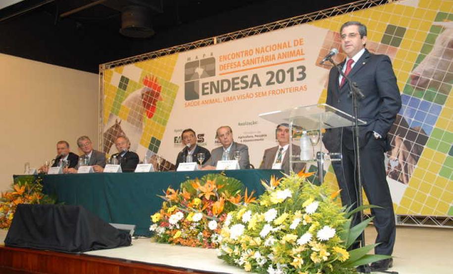 Cerimônia de abertura do Encontro Nacional de Defesa Sanitária Animal (Endesa), em Foz do Iguaçu, PR.